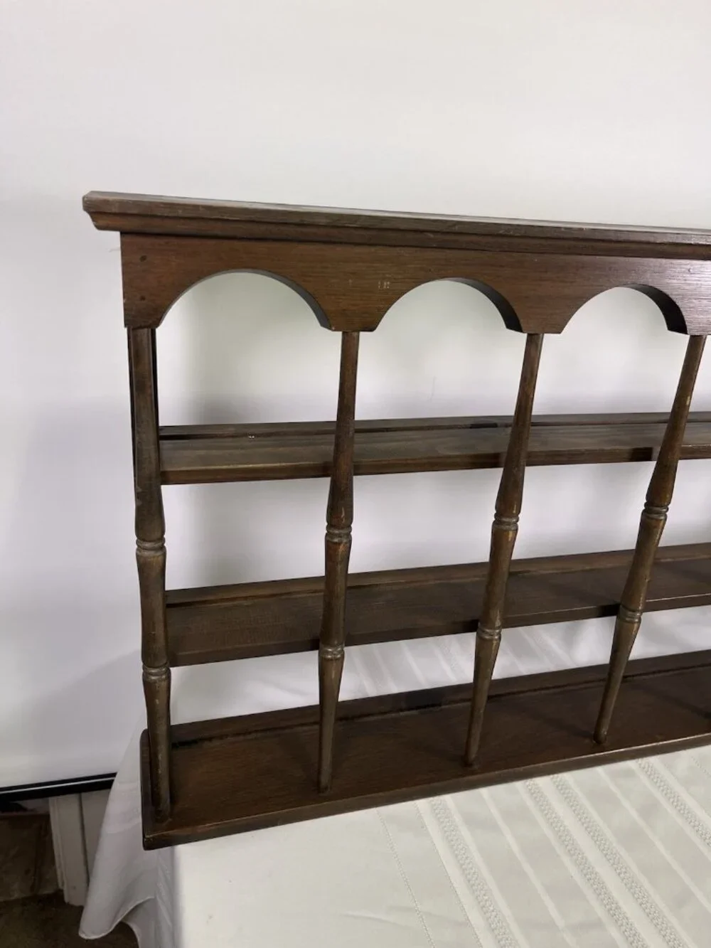 Vintage Colonial Revival Wooden Wall Shelf Spindle Knick Knack Rack Cottagecore